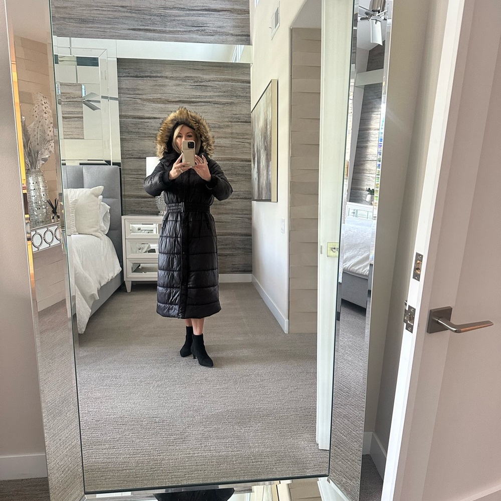 Women's Black Puffer Coat with Fur Hood